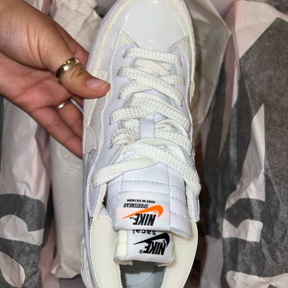 Never worn, new nike low blazers. woman’s 8.5, mens 6 - Picture 3 of 6